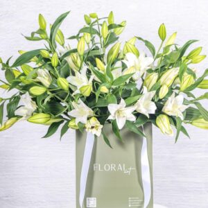 TRULY LILY BOUQUET