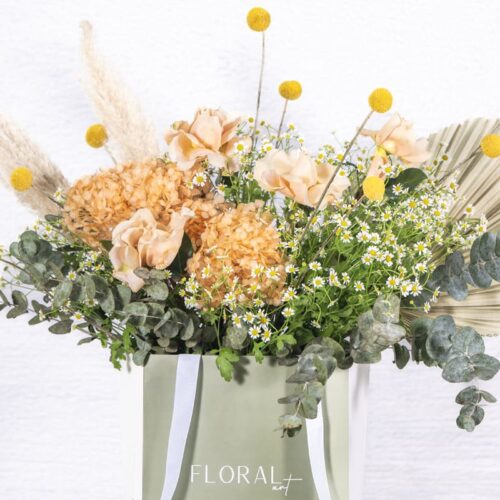 PARCHMENT BOUQUET