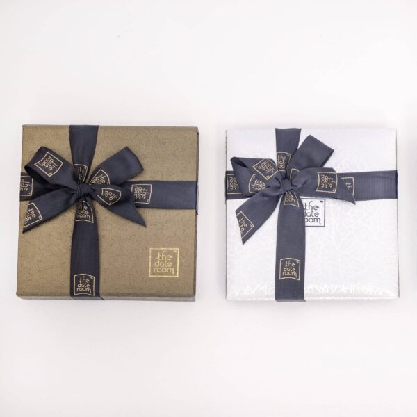 RIGID DATE BOX