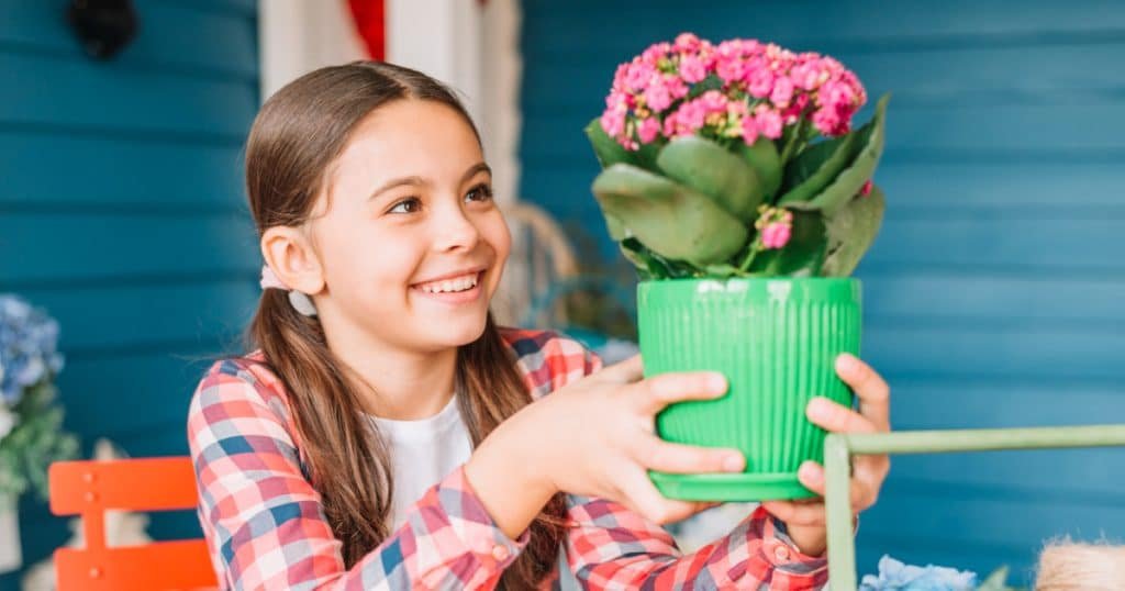 Cheerful Flower Gifts for Celebrating with Children