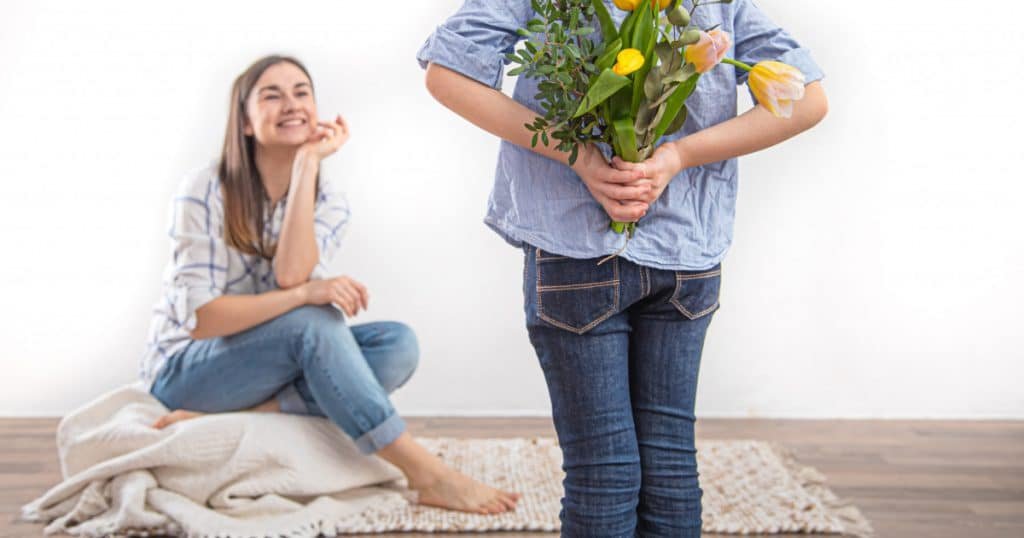 Thoughtful Flower Arrangements for Friends