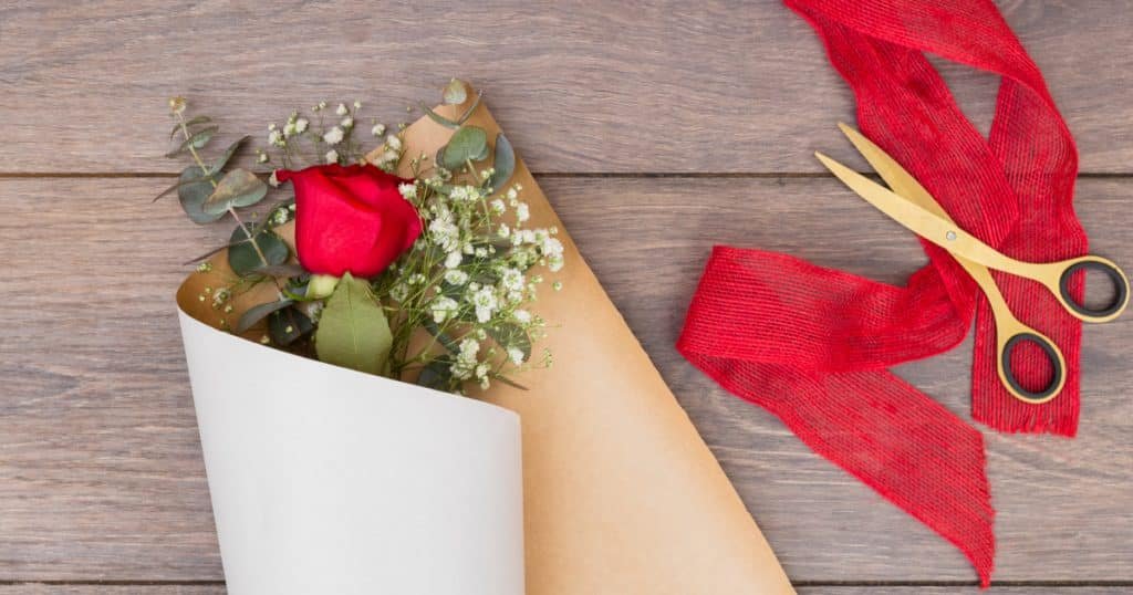 Unique Flower Gift Ideas For Different Relations_